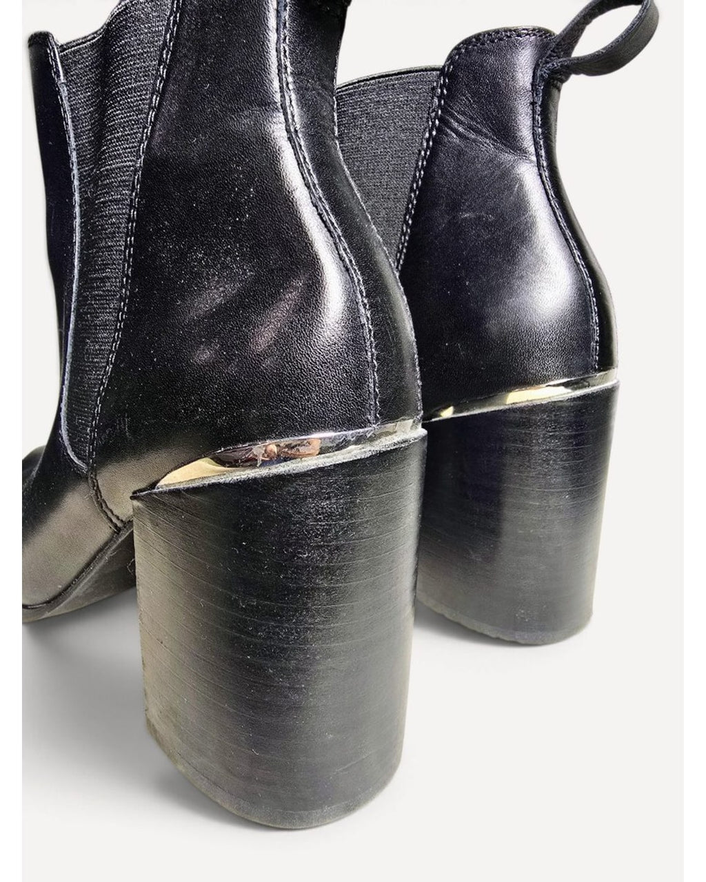Steve Madden Knock Pointed-Toe Chelsea Booties - Style# Knock/India S1