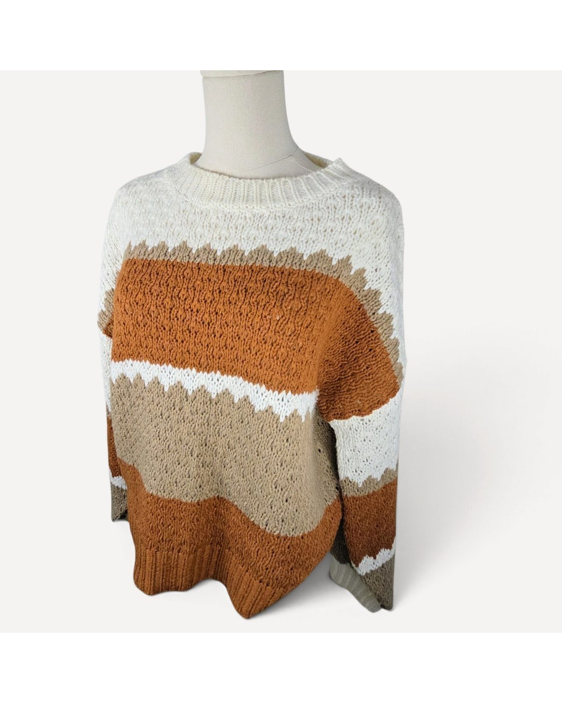Colorblock Scalloped Stripe Knit Sweater - Style# BL1940