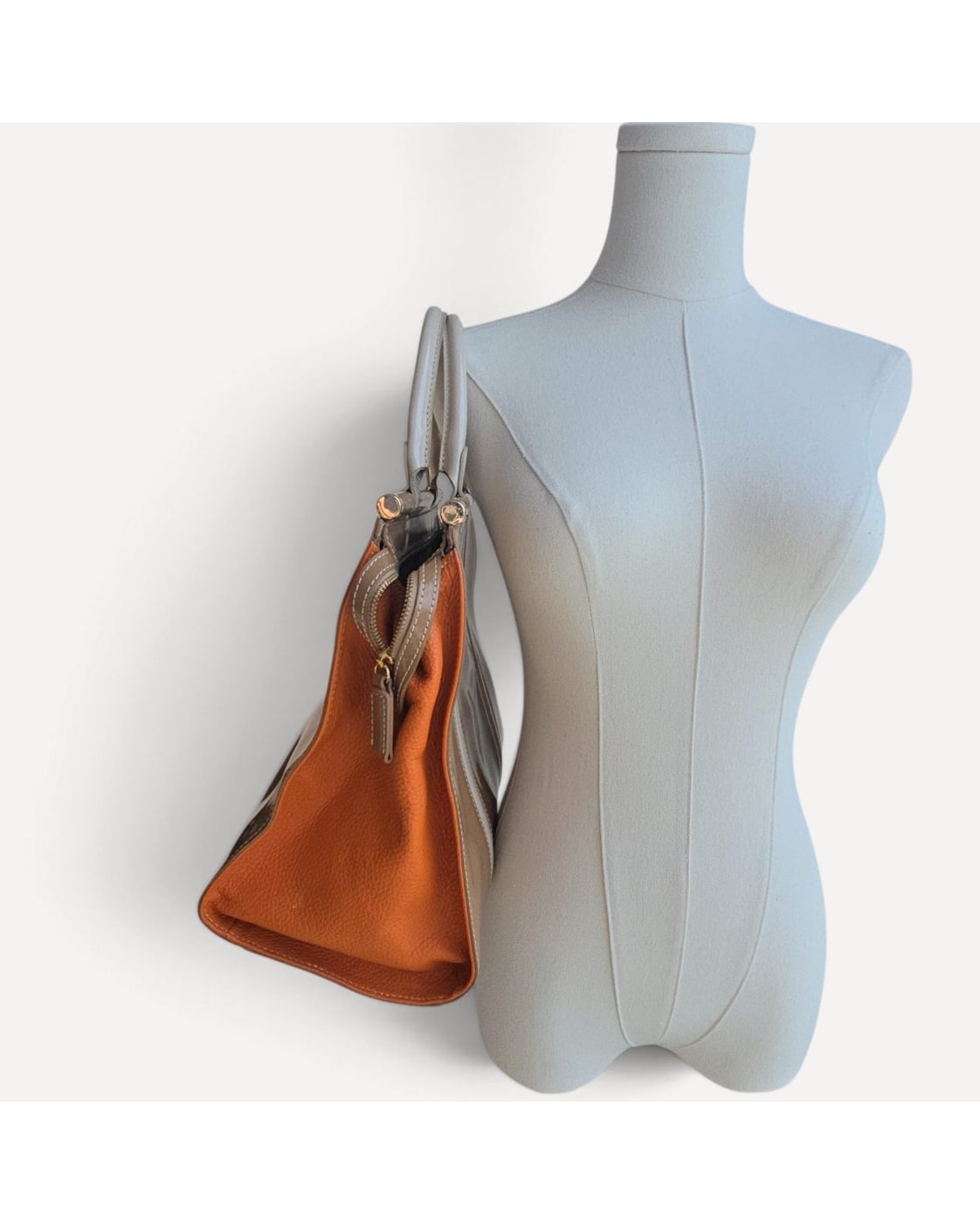 Beige IACUCCI Patent Leather Frame Tote – photo 2