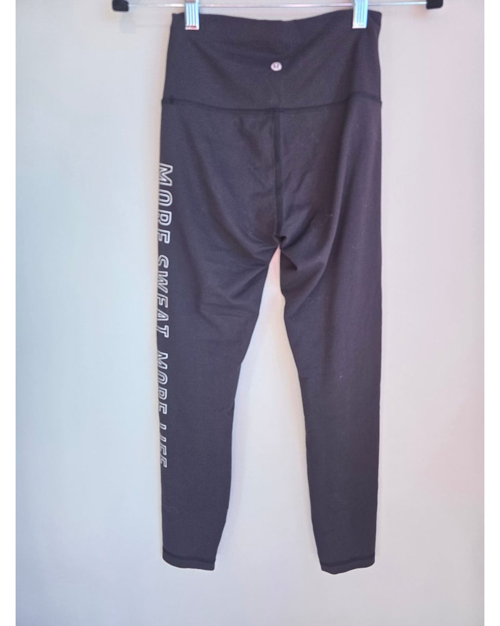 Black Lululemon More Sweat More Life Leggings Orangetheory Collan, size 6 – photo 2