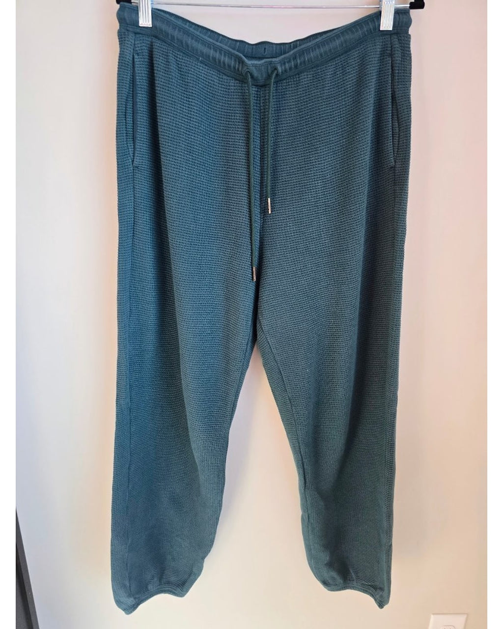 Blue Athleta Waffle Knit Cropped Hoodie Jogger Set, size L – photo 2