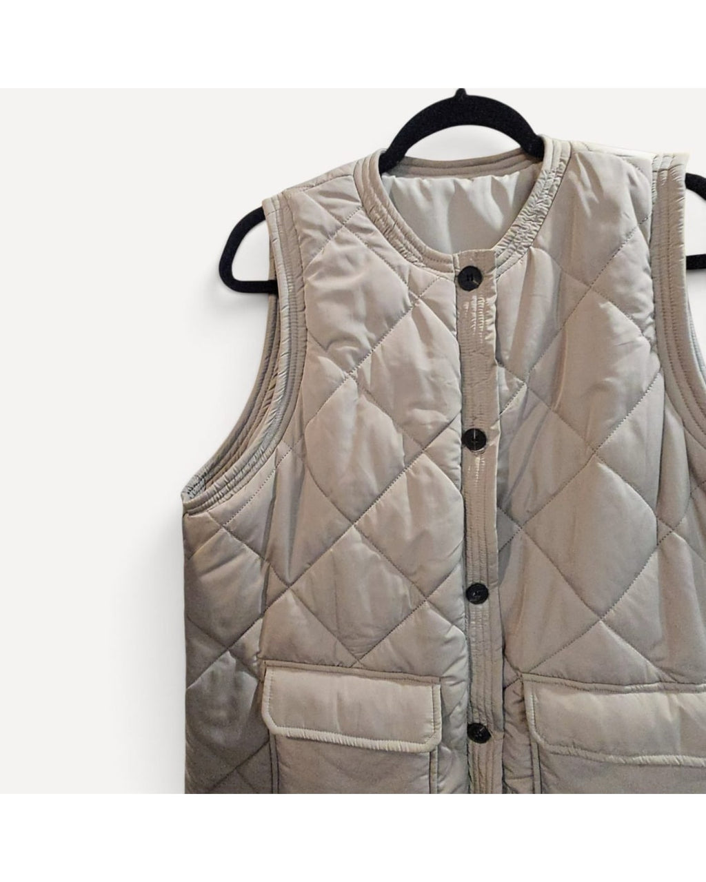 Beige Unbranded Quilted Button-Front Vest, size XL