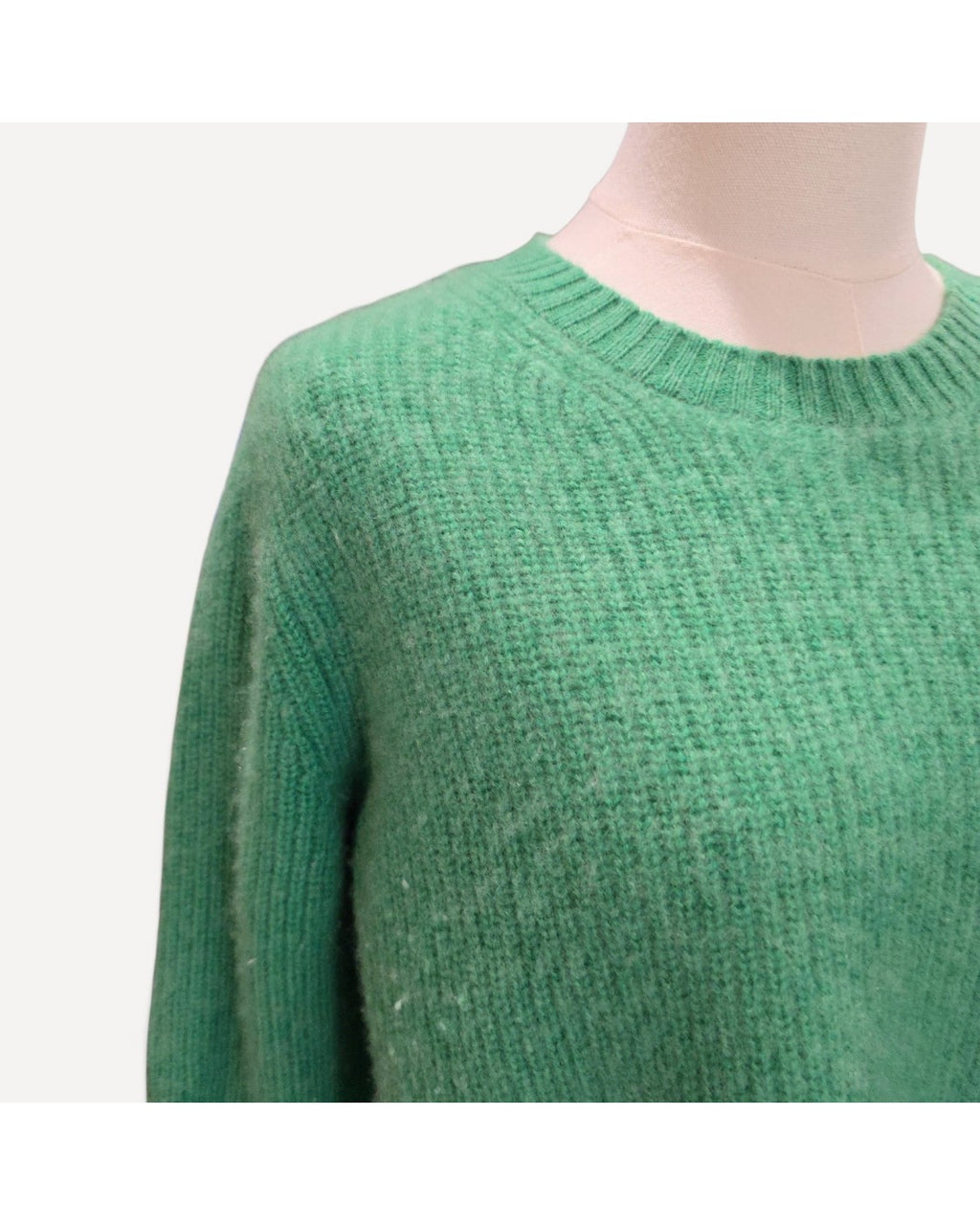 Green Banana Republic Cashmere Crewneck Sweater, size M