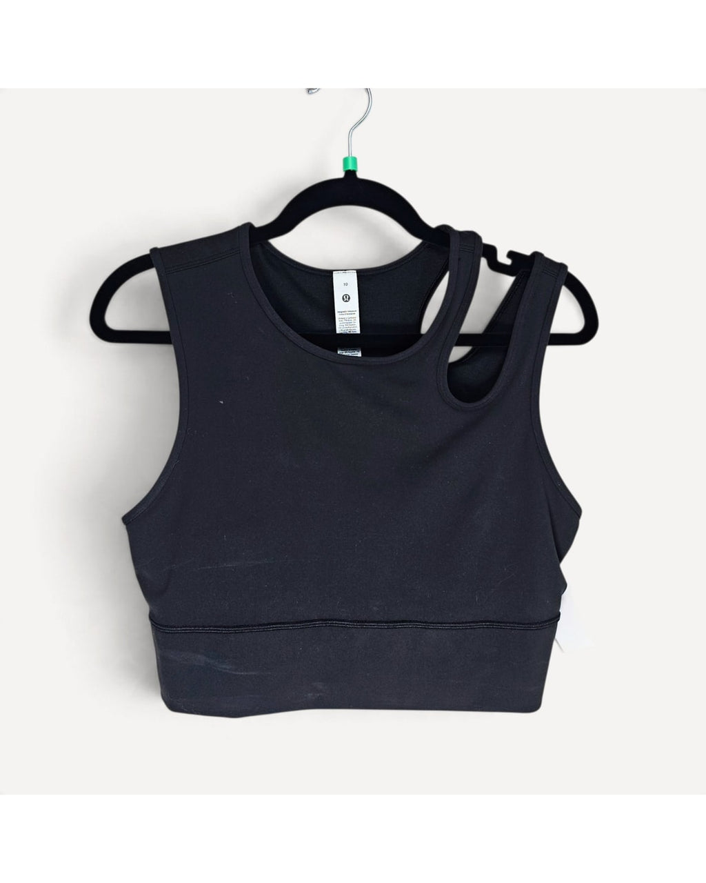 Lululemon Mastered Motion Sports Bra