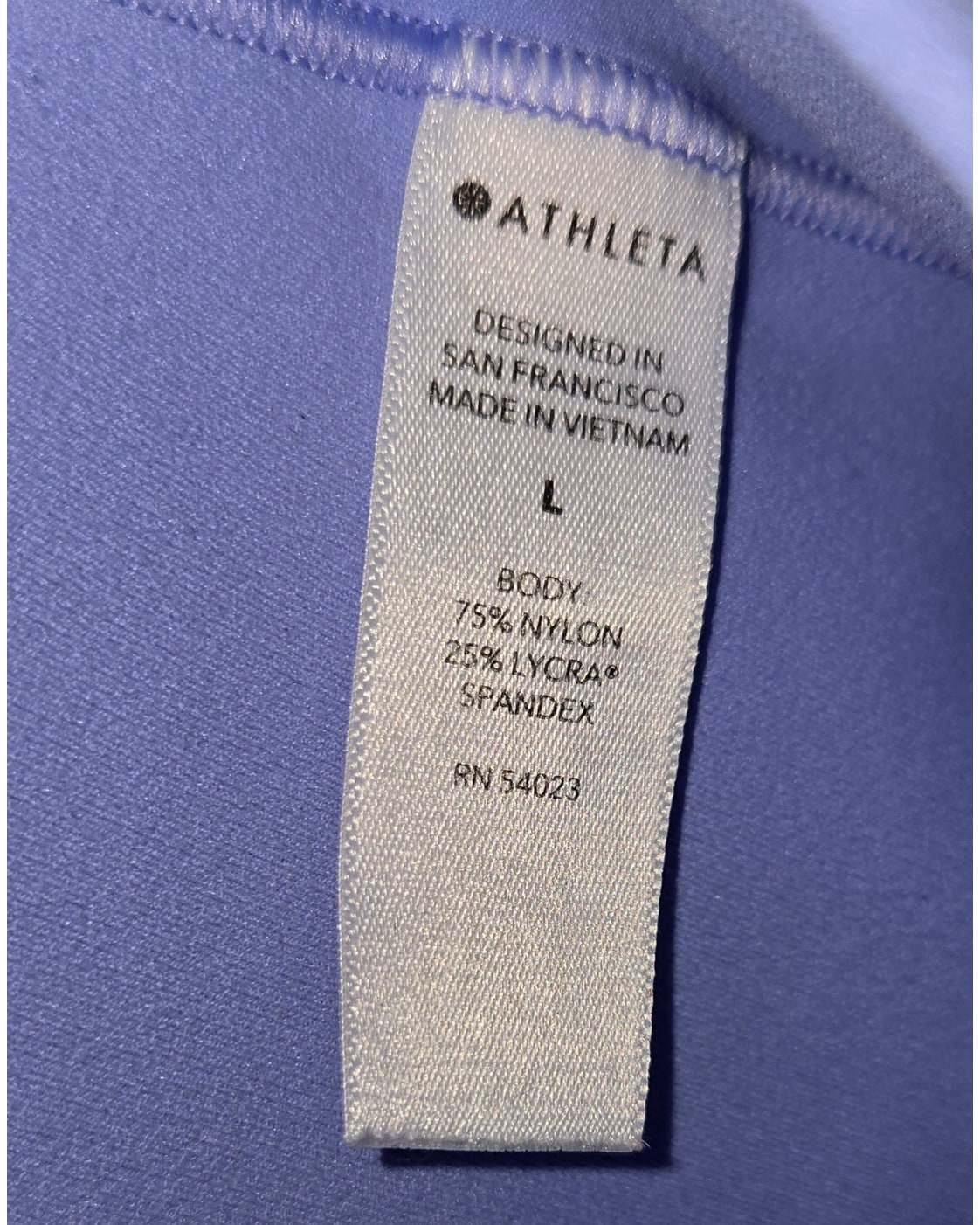 Athleta Salutation Stash Pocket II 5" Short